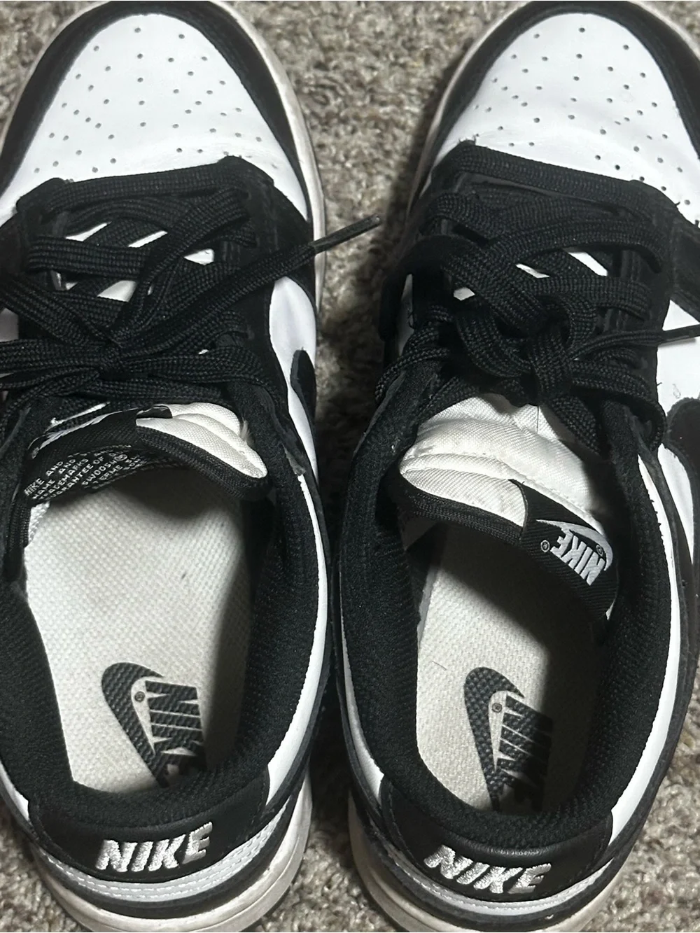 Nike classic low